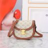 CELINE セリーヌ ショルダーバッグ Teen besace Triomphe ティーン ブザス トリオンフ レディース ポシェット レザー 鞄