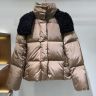 モンクレール Castelnou ショートダウンジャケット キャメルベージュ ブラック スーパーコピー ブランド MONCLER ファー付き ダウンコート レディース ゼンオンライン 通販