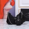 新作 プラダ PRADA ショルダーバッグ n級