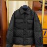 大人気 ルイヴィトン モノグラム ダウンジャケット スーパーコピー メンズ シンプル おしゃれ